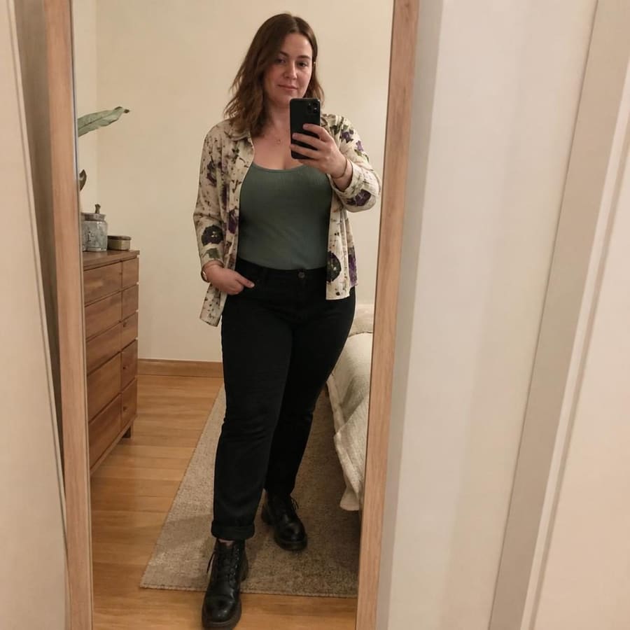 Marichen, 35, Leverkusen