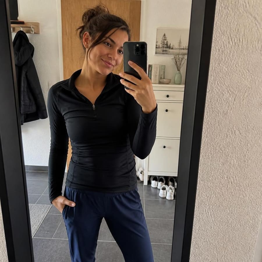 Dora, 26, Meschede