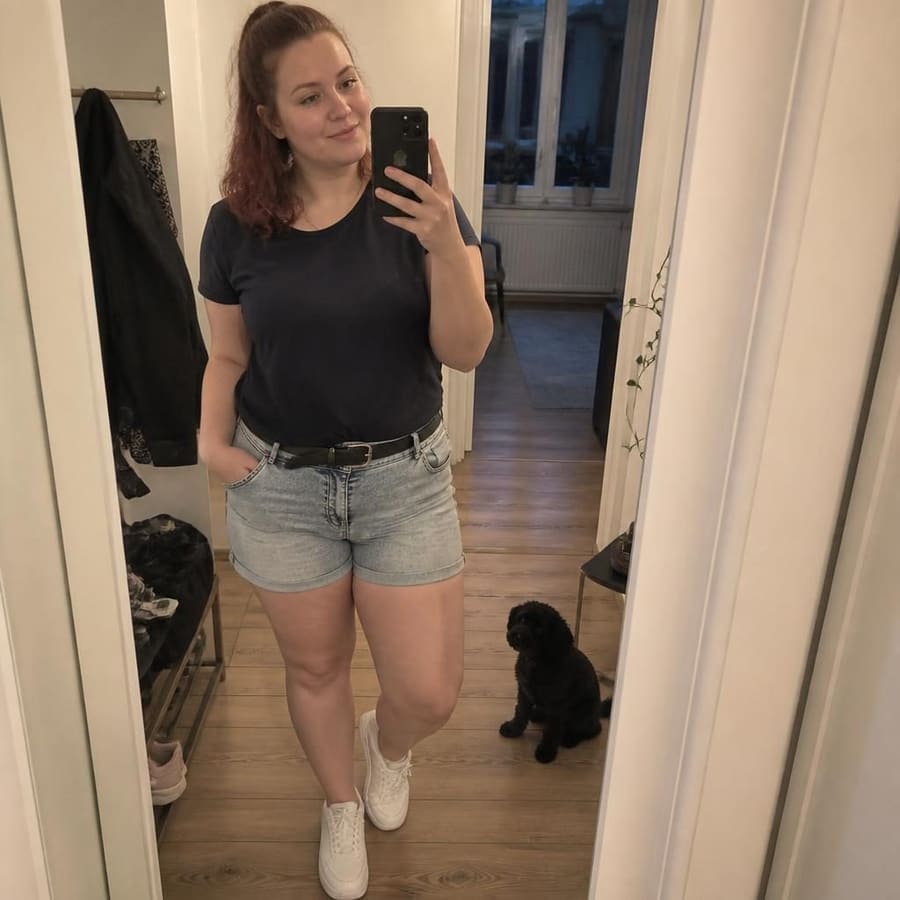 Camilla, 29, Hamburg