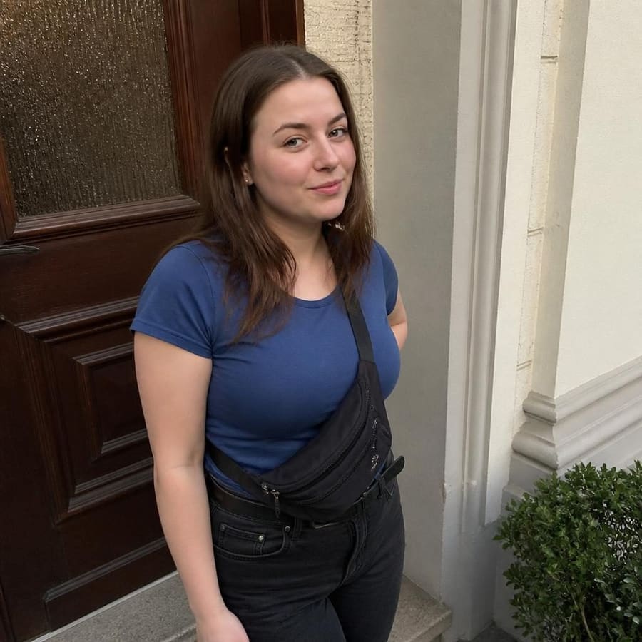 Susane, 19, München