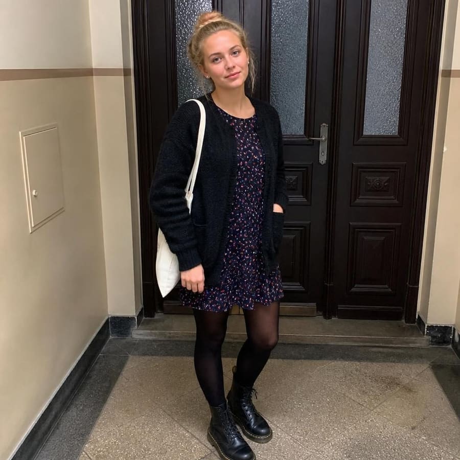 Bahar, 22, Berlin