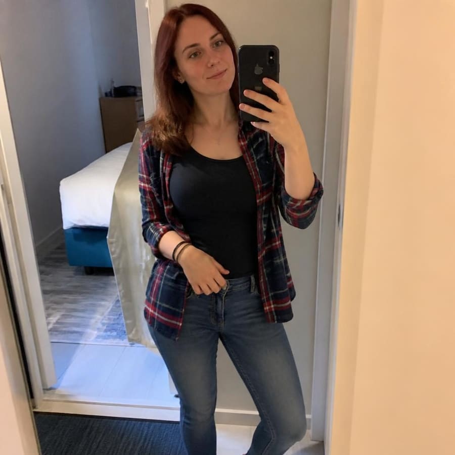 Zara, 31, Lage