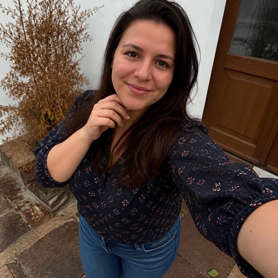 Louisa, 27, Berlin