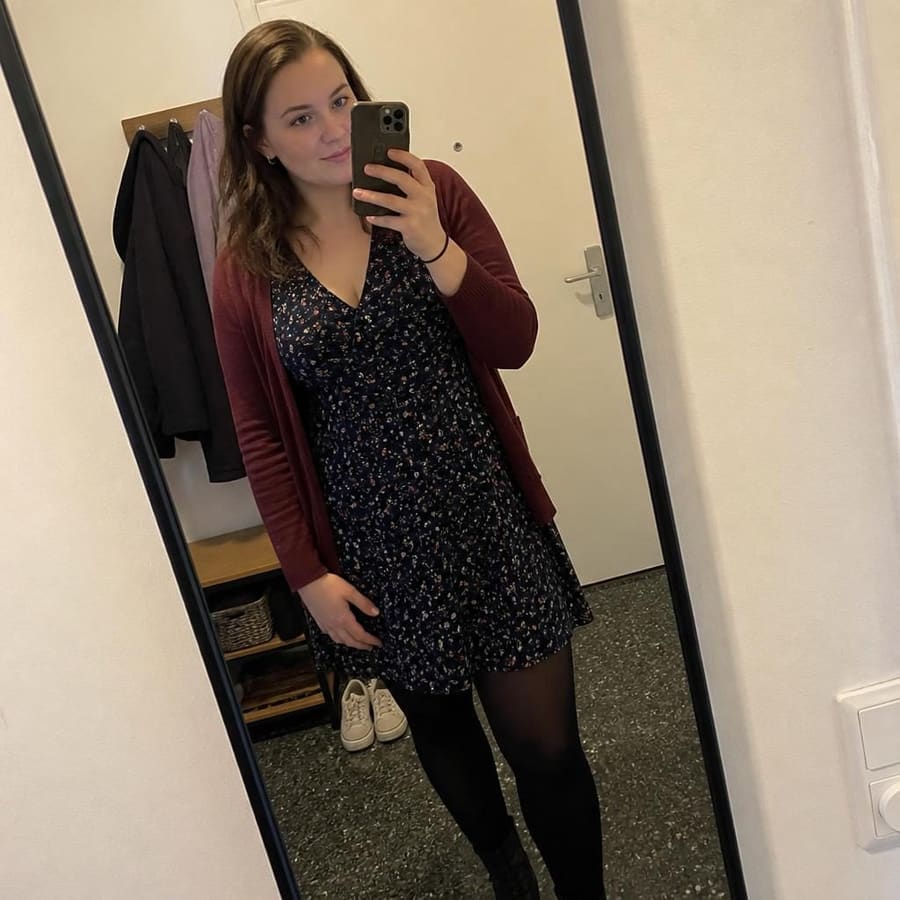 Sirpa, 25, Köln