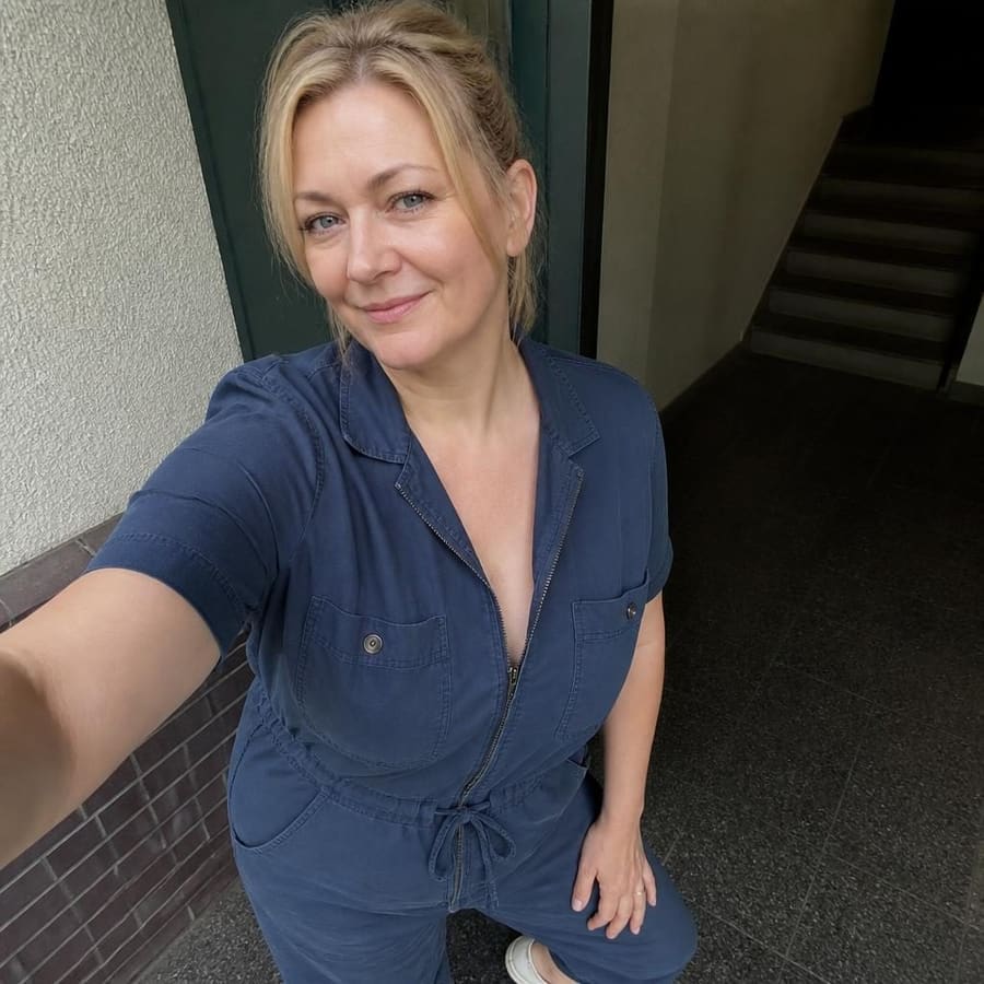Cora, 41, Berlin