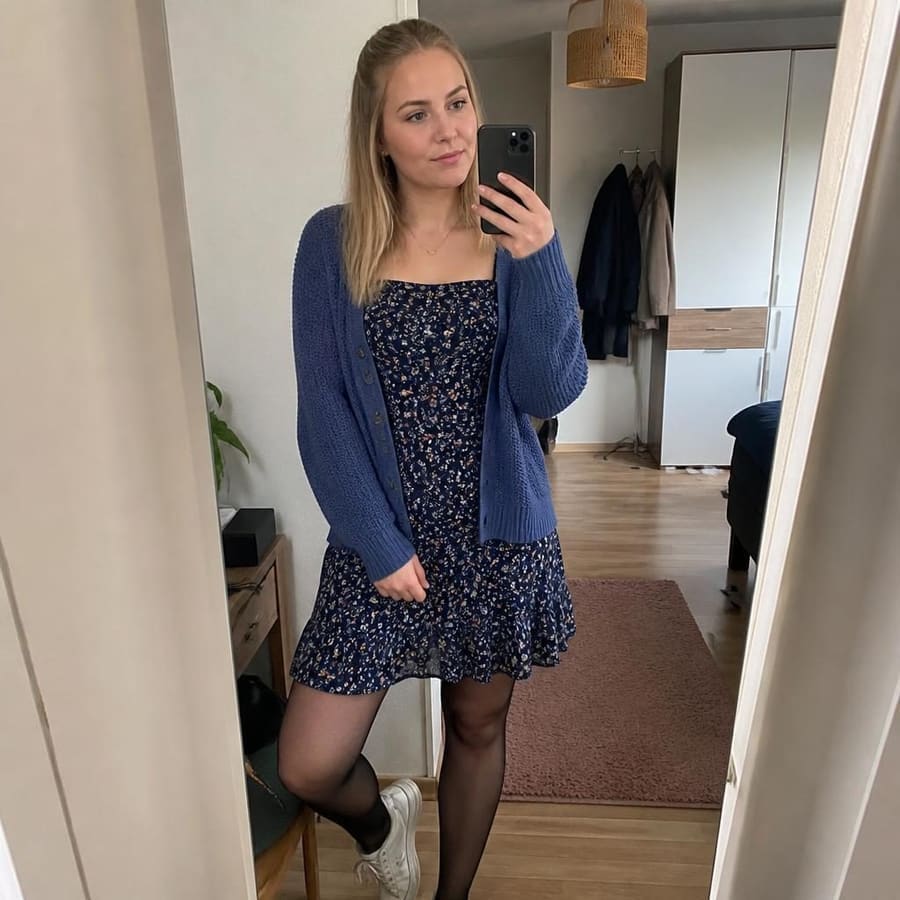 Nadja, 21, Bielefeld