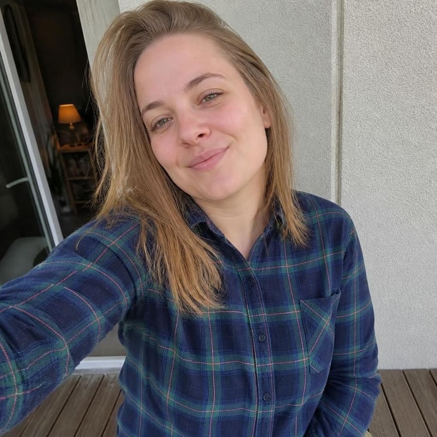 Hamide, 26, Bonn