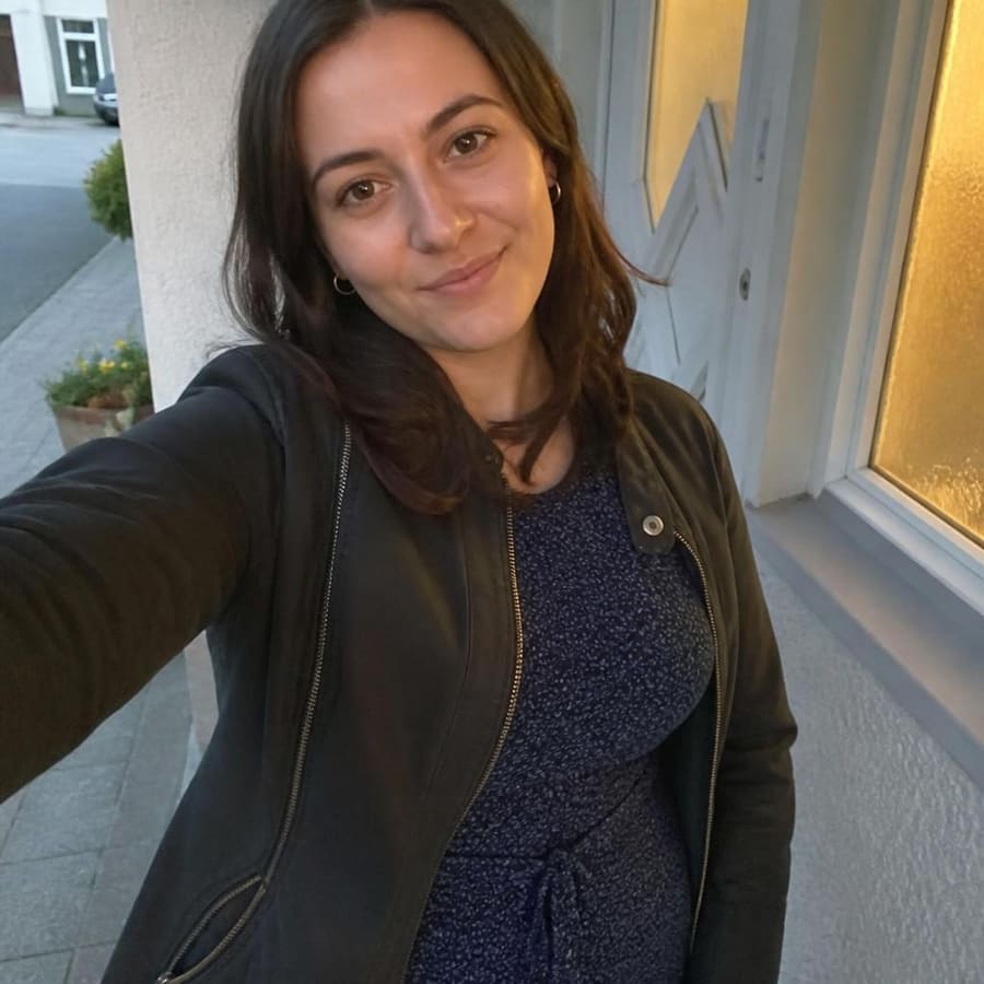 Carina, 18, Mühlacker