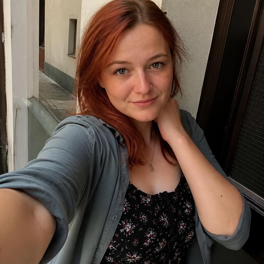 Luna, 21, Fürth