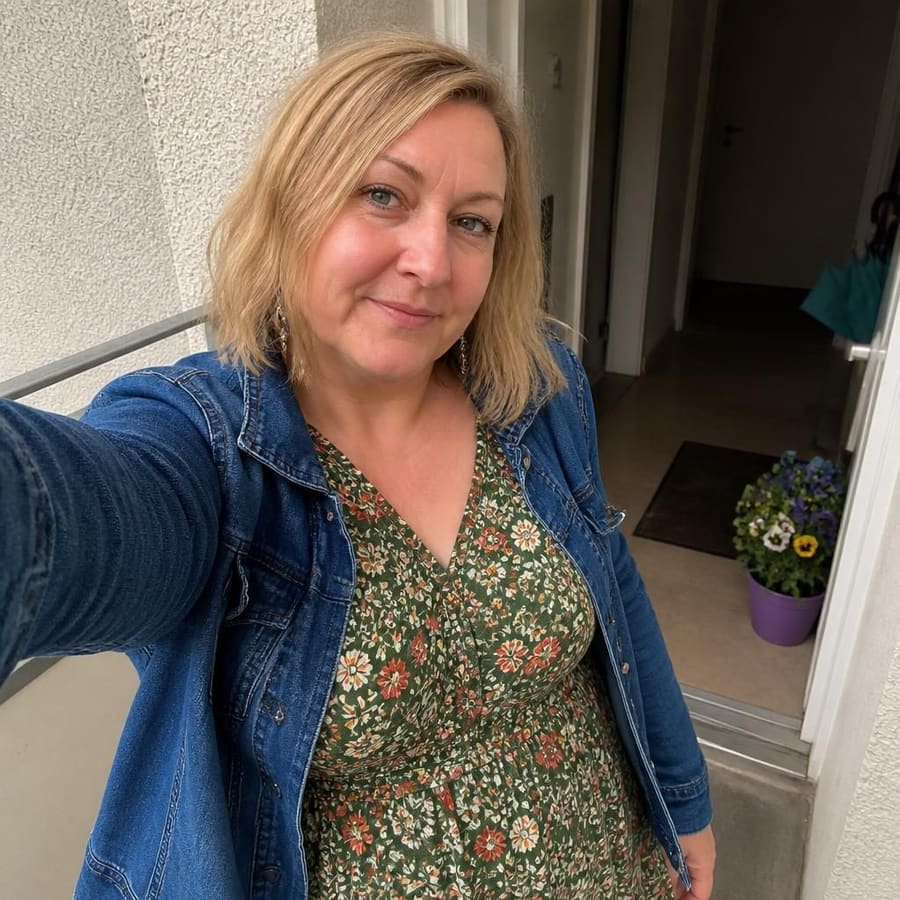 Konstanze, 41, Karlsruhe