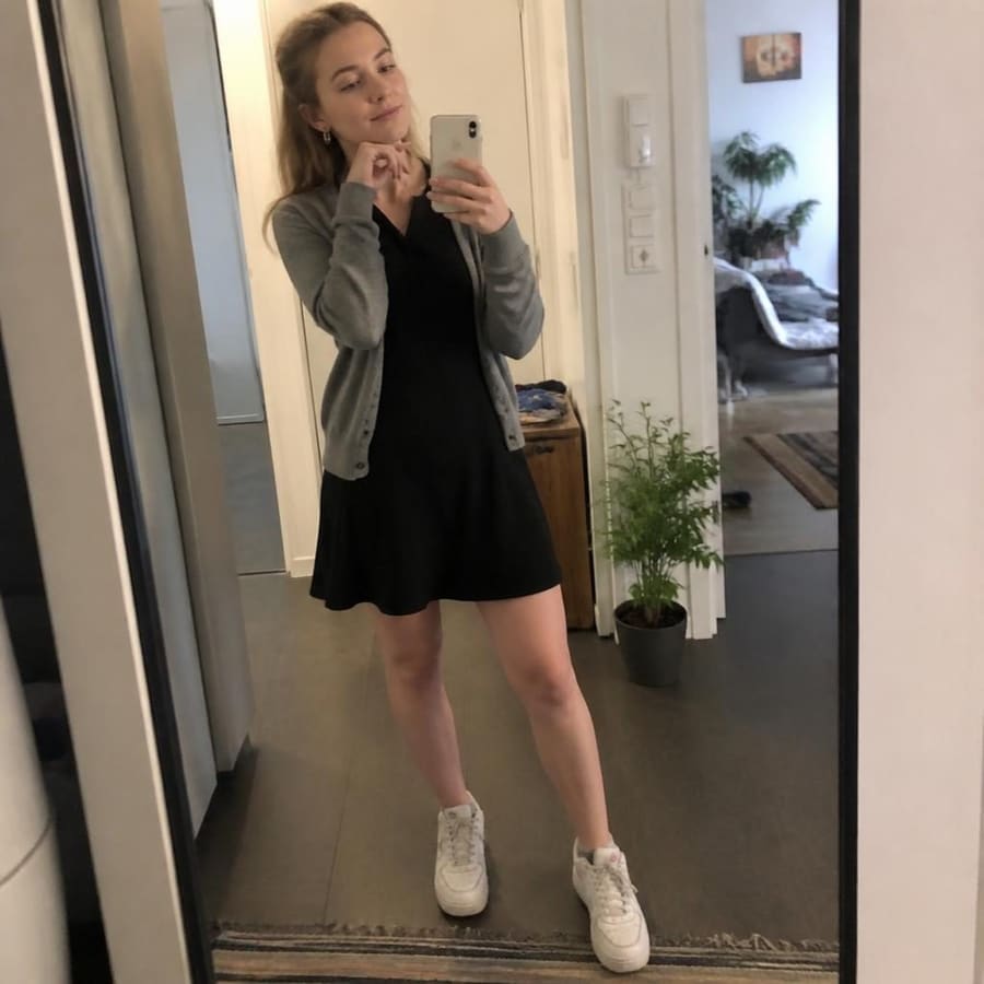 Janina, 22, Meckenheim