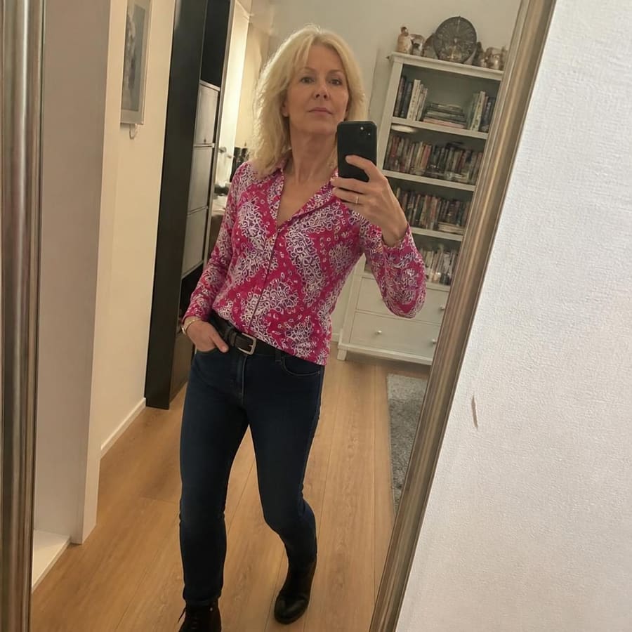 Nelja, 63, Essen