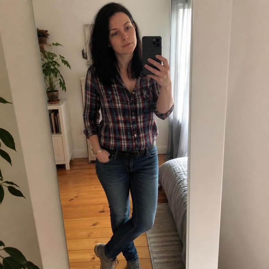 Marietta, 33, Neuss