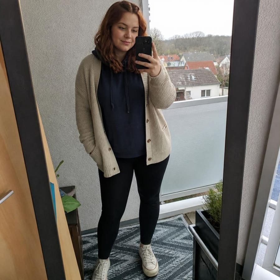 Feli, 22, Paderborn
