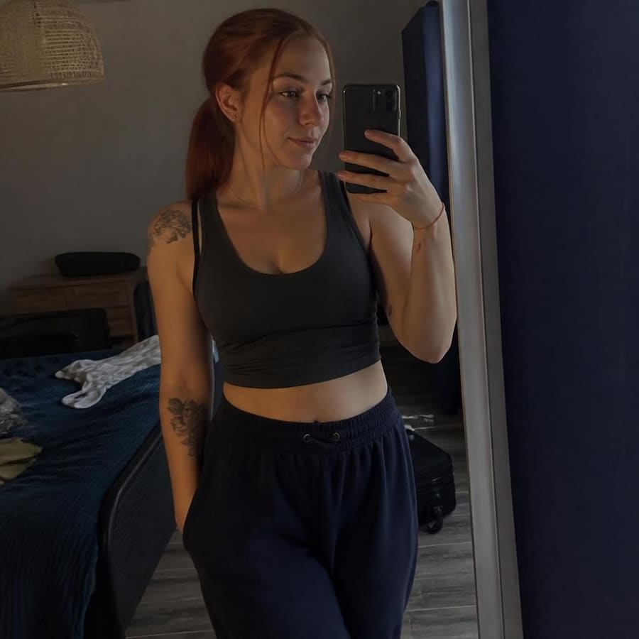 Beatrix, 19, Duisburg