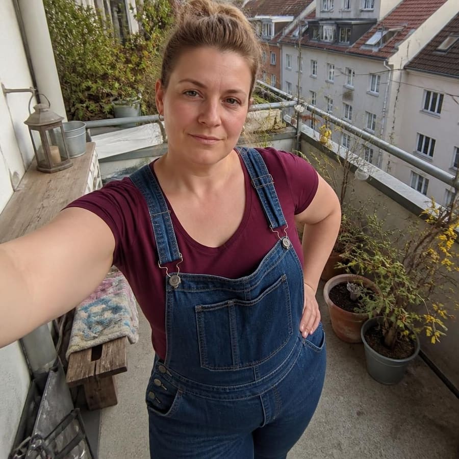 Franka, 39, Stuttgart