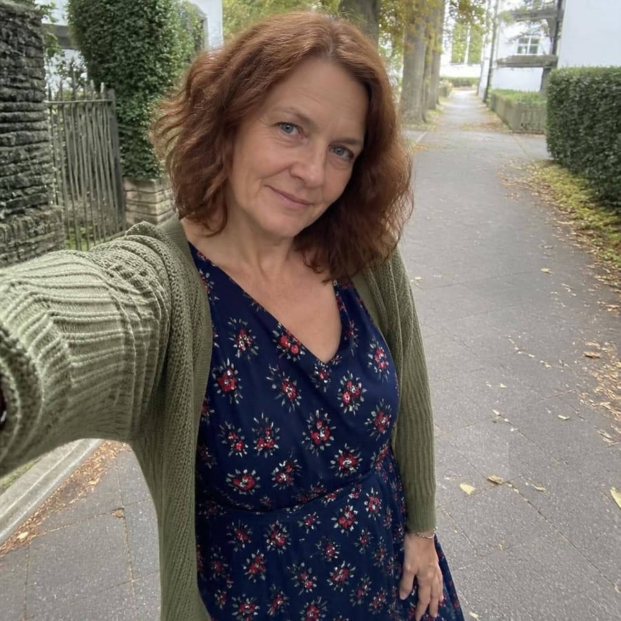 Sinaida, 51, Bielefeld
