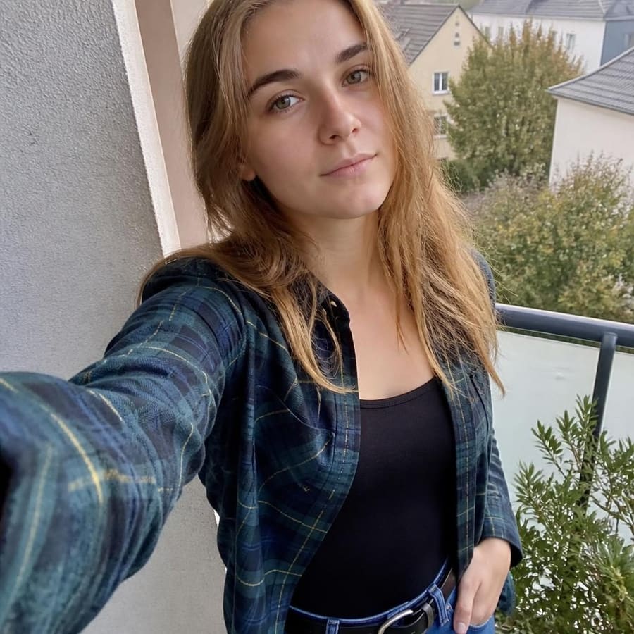 Hanny, 21, Wuppertal