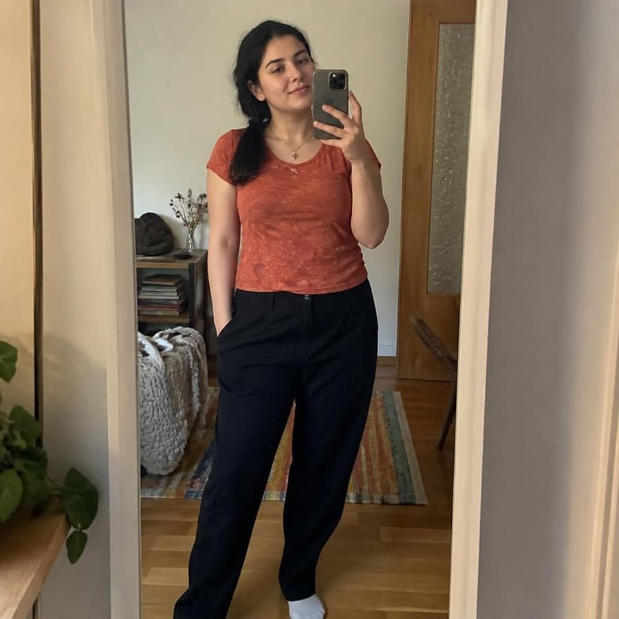 Banu, 21, München