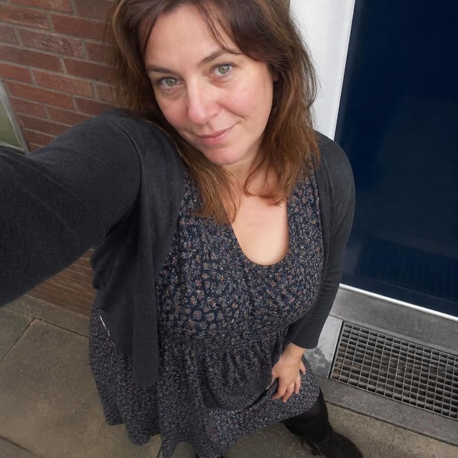 Victoria, 48, Bremen