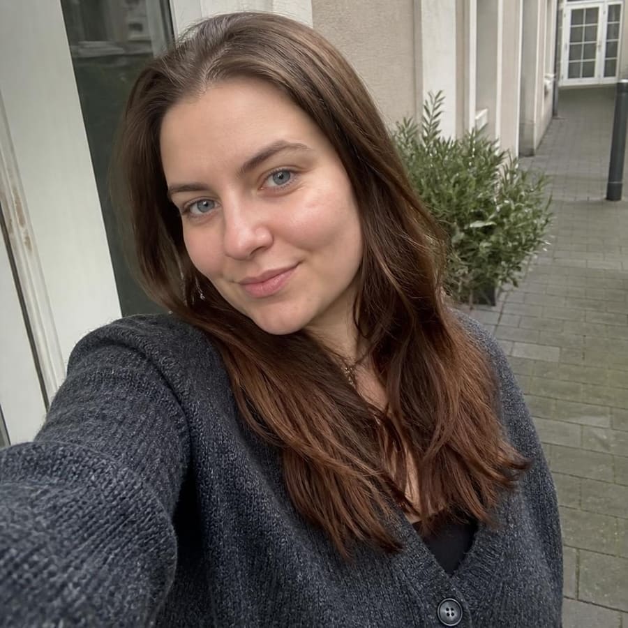 Faustina, 28, Düsseldorf