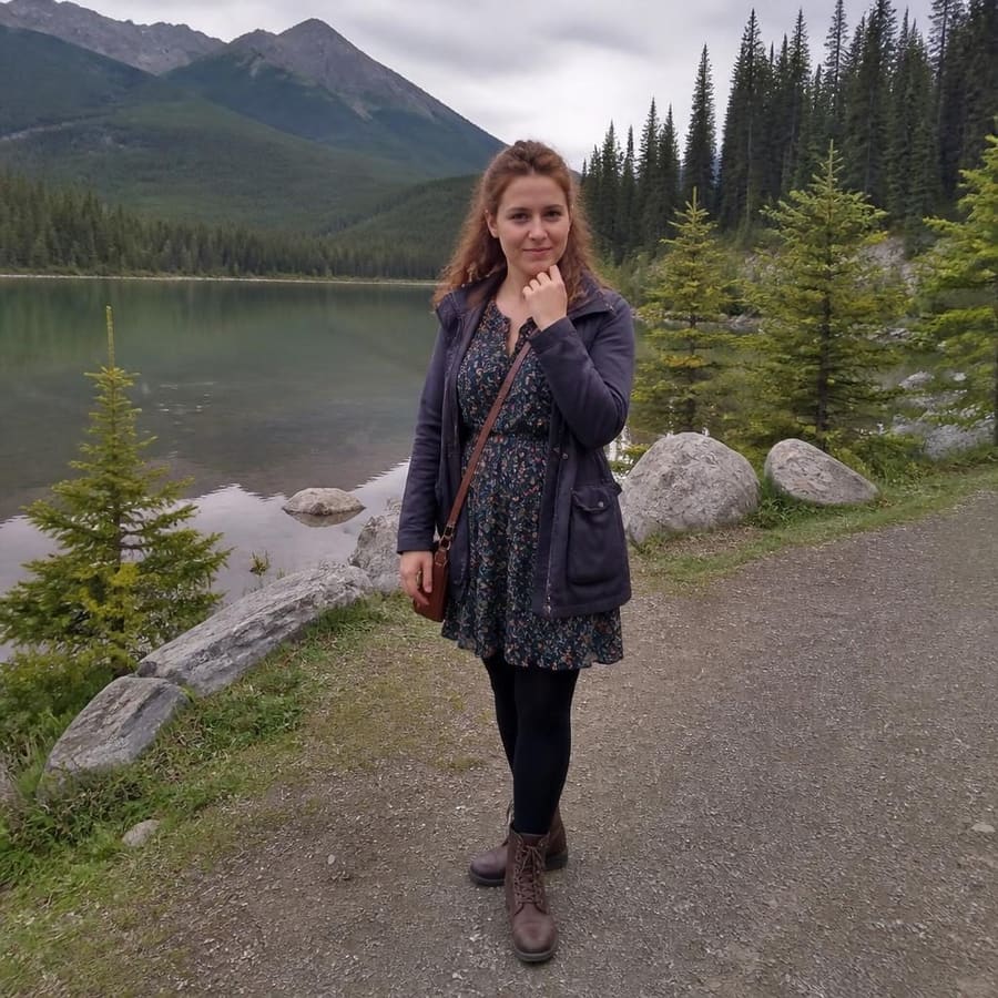 Adelaide, 35, Bonn