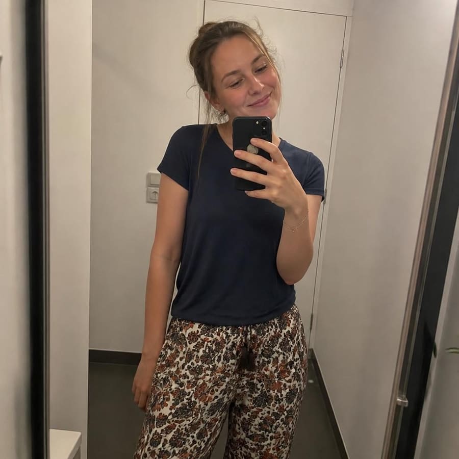 Belinda, 24, Düsseldorf