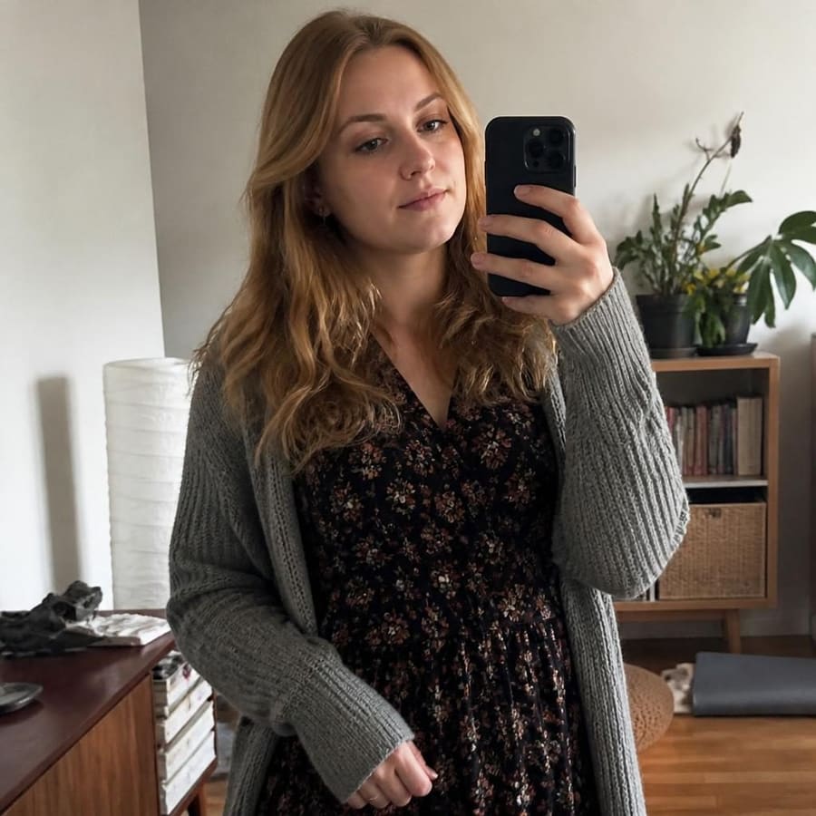 Höpke, 21, Bonn