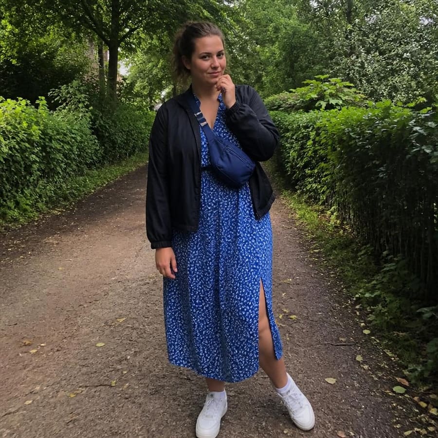 Rosamarie, 23, Bremen