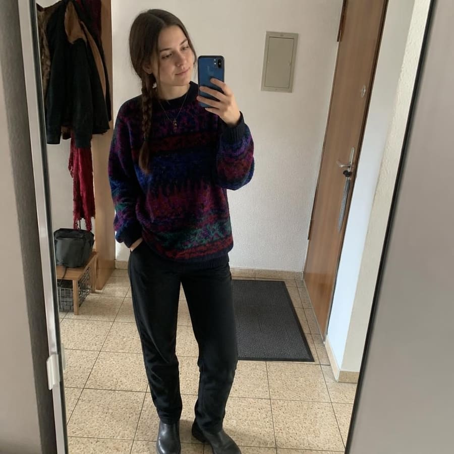 Serina, 22, Bochum