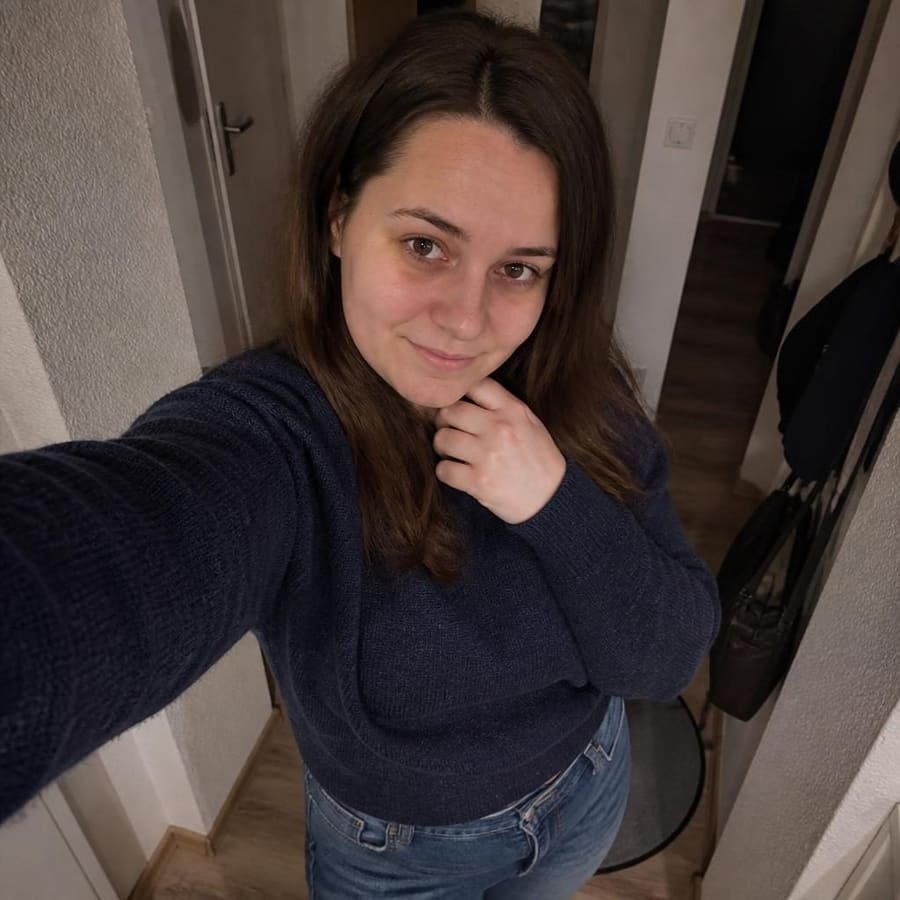 Veronica, 33, Duisburg