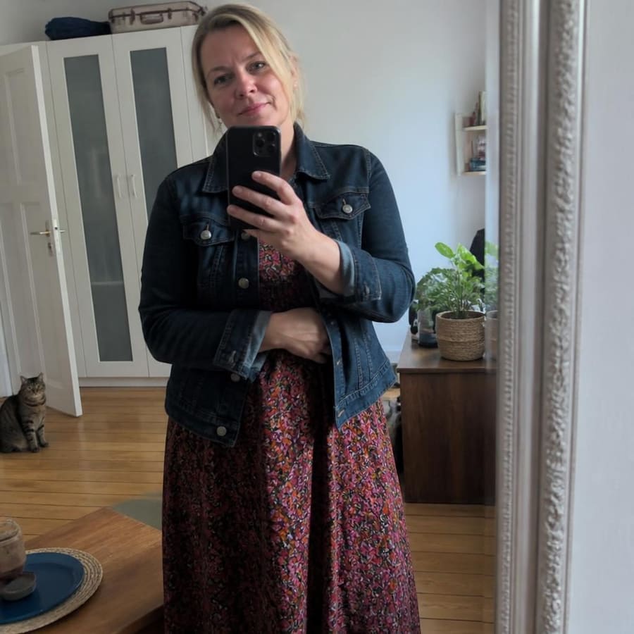 Luna, 41, Stuttgart
