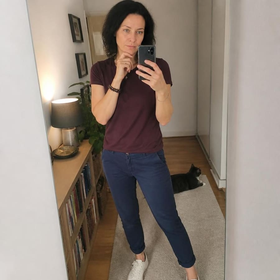 Adrianne, 44, Wuppertal