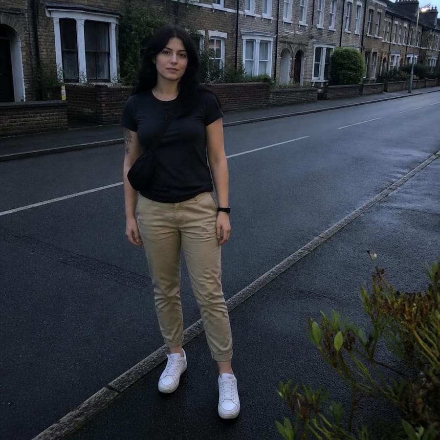 Noelle, 26, Freiburg im Breisgau