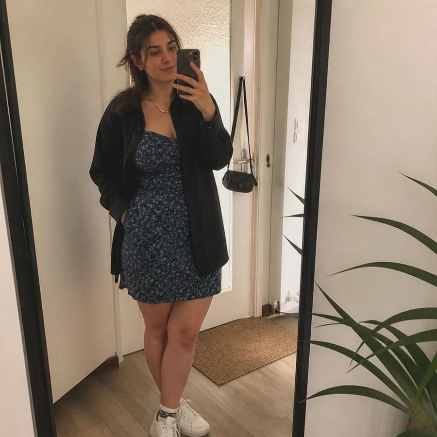 Hüsniye, 21, Darmstadt