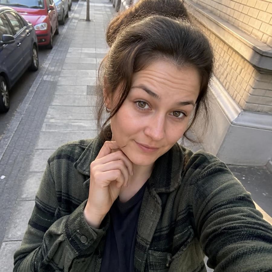 Pia, 27, Halle (Saale)