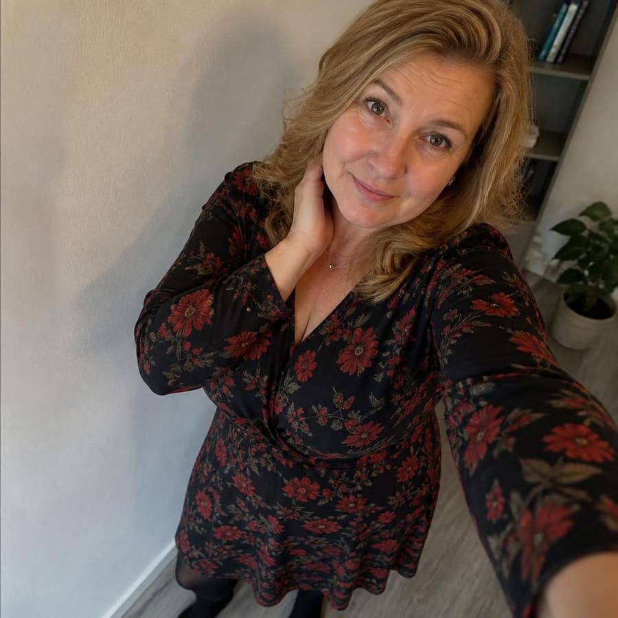 Freya, 51, Leverkusen