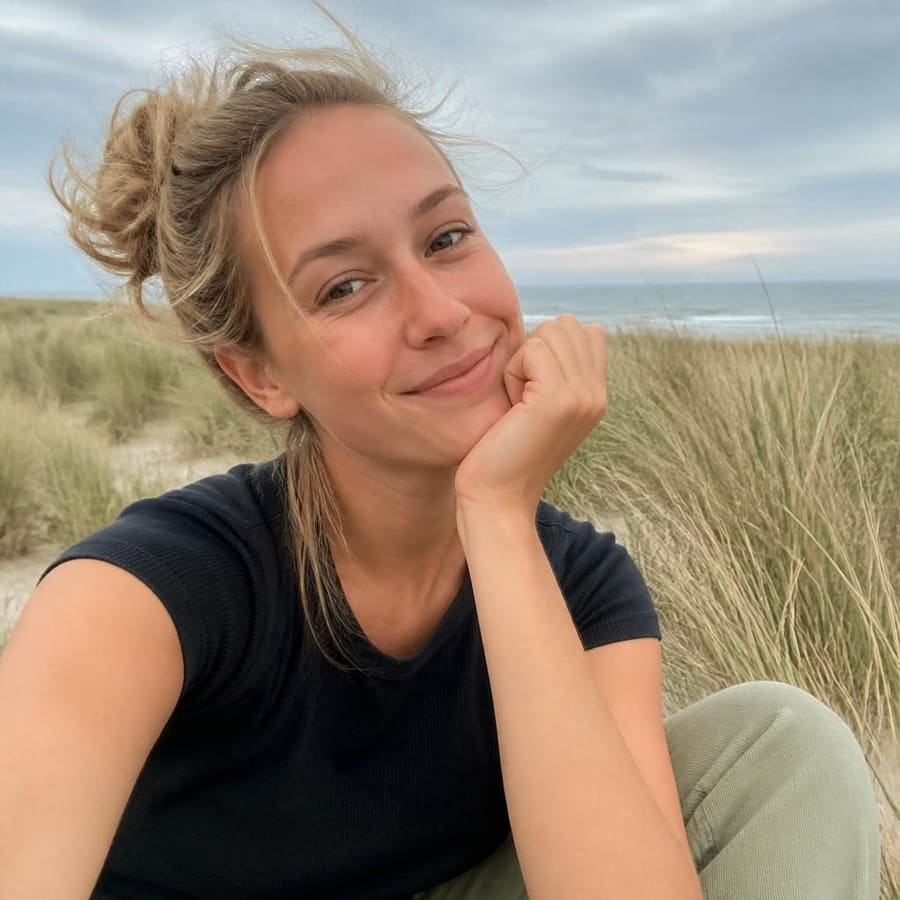 Mignon, 18, Wiesbaden