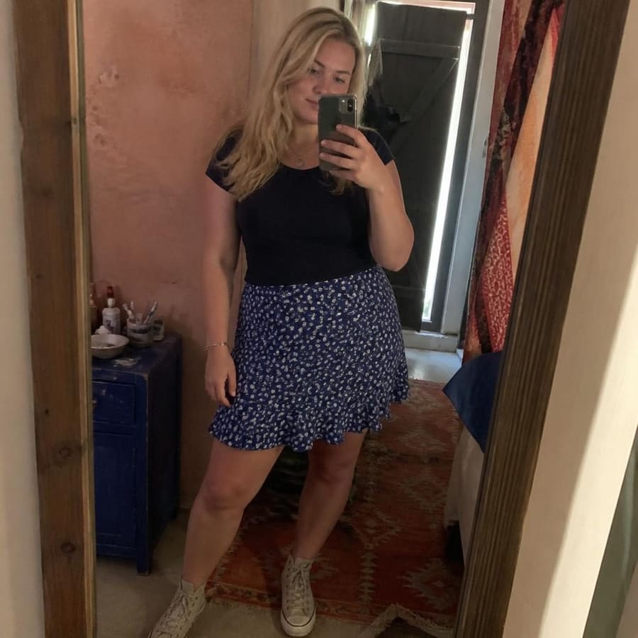 Michell, 25, Berlin