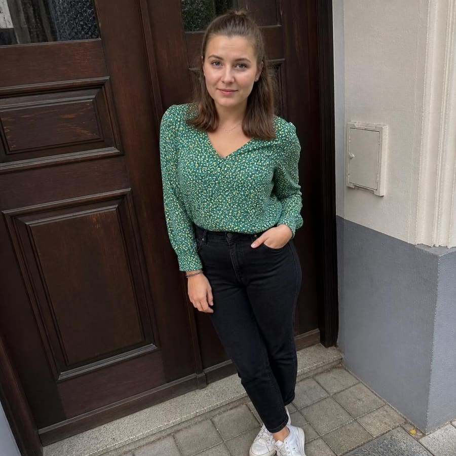 Margot, 23, Essen