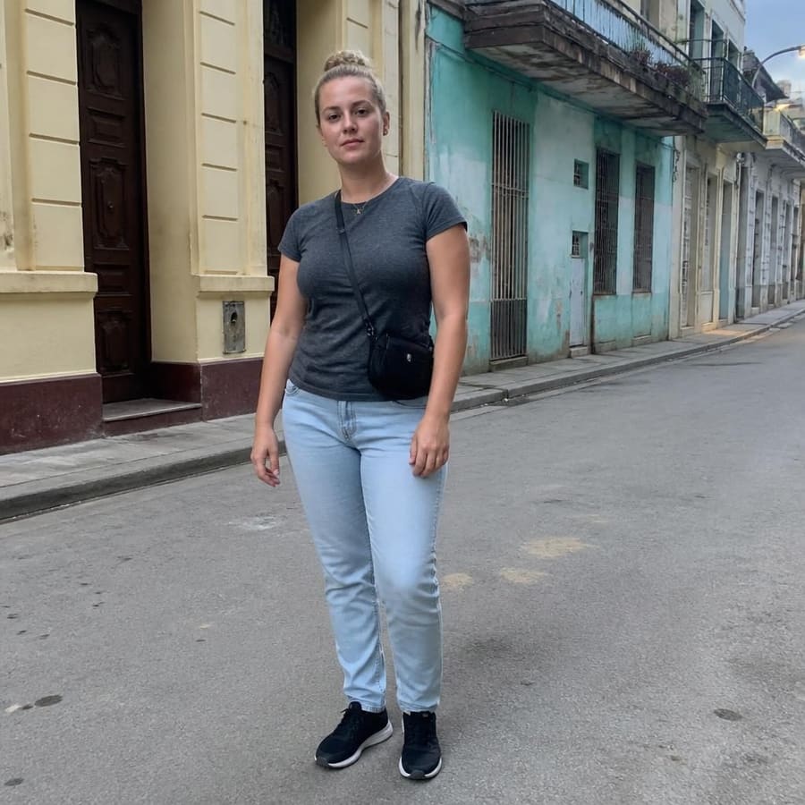 Simonetta, 25, Mülheim an der Ruhr