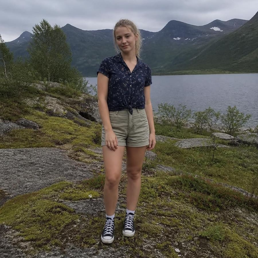 Lori, 22, Augsburg
