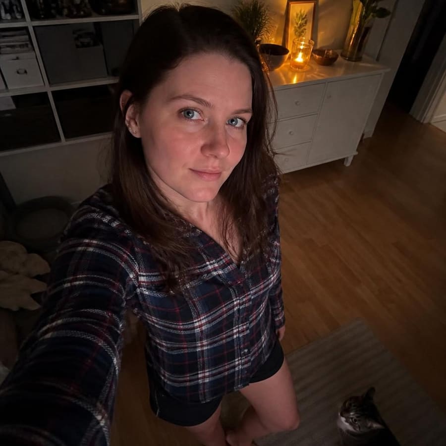 Hana, 27, Kiel