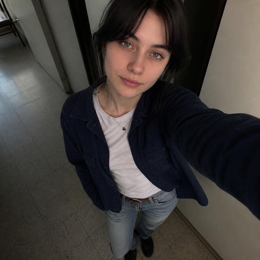 Janine, 19, Aachen