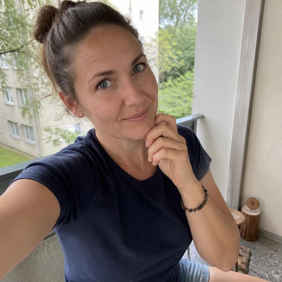 Anneliese, 39, Rostock
